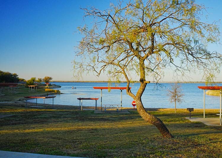 Top RV-Friendly Weekend Escapes in North Texas for Adventure Seekers